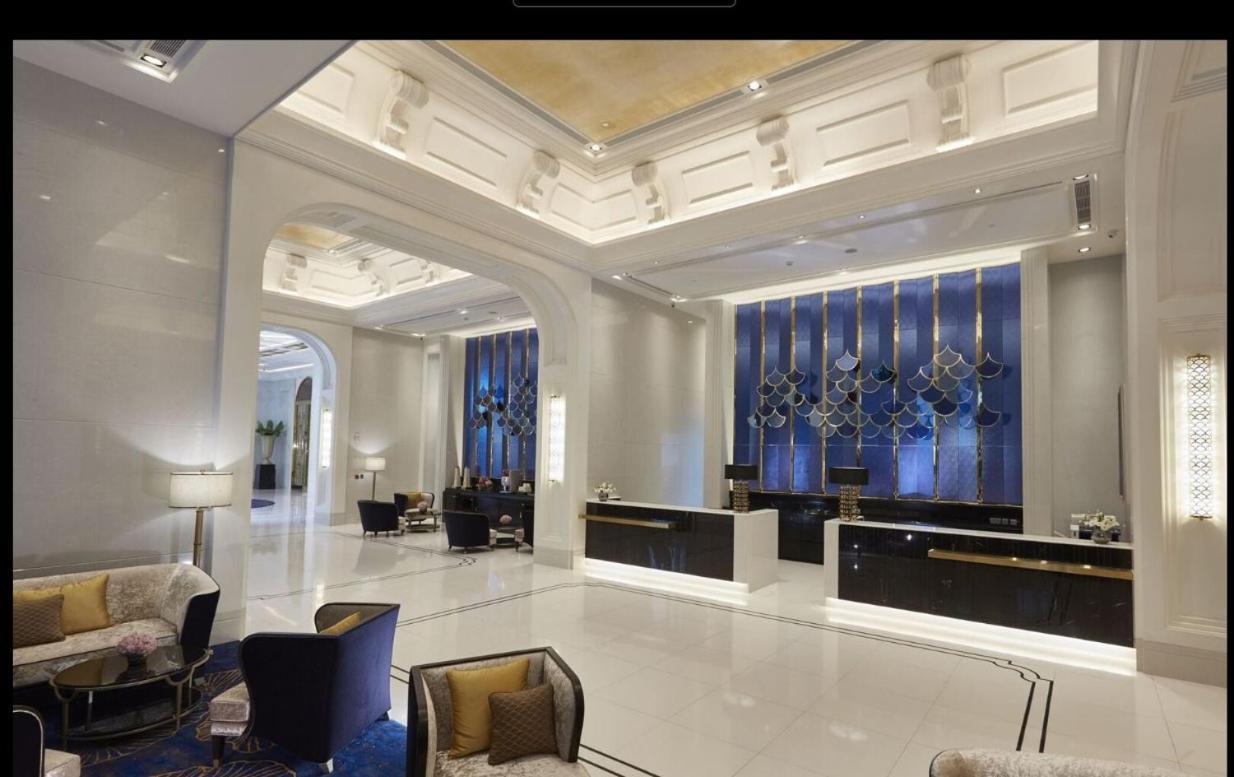 แกรนด์ เซ็นเตอร์พอยท์ สุขุมวิท 55 ทองหล่อ  Hotel กรุงเทพมหานคร ภายนอก รูปภาพ The lobby of the hotel