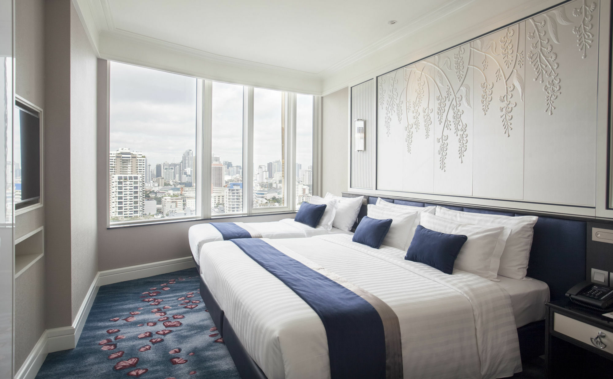 แกรนด์ เซ็นเตอร์พอยท์ สุขุมวิท 55 ทองหล่อ  Hotel กรุงเทพมหานคร ภายนอก รูปภาพ Deluxe Room